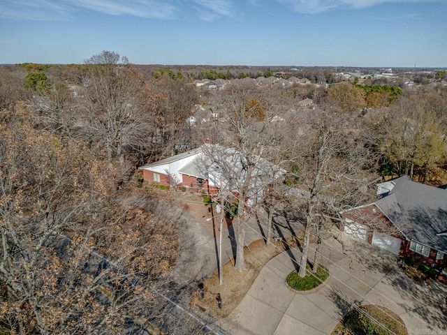 2806 Harrisburg Rd, Jonesboro, AR 72401