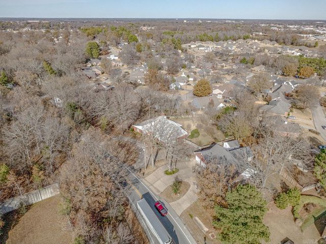 2806 Harrisburg Rd, Jonesboro, AR 72401