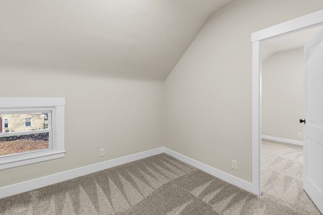1163 New Boston Rd, Fall River, MA 02720