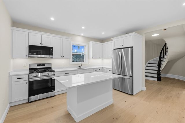 1163 New Boston Rd, Fall River, MA 02720