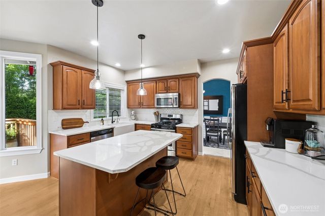 3024 20th Street Pl SW, Puyallup, WA 98373