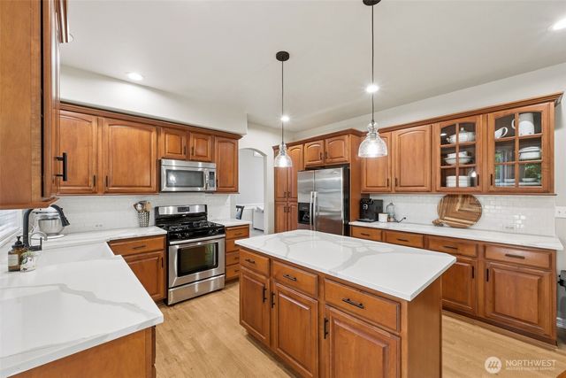 3024 20th Street Pl SW, Puyallup, WA 98373