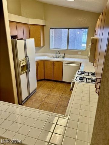 7821 Gable Lane, Las Vegas, NV 89145