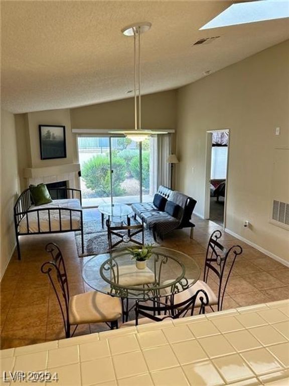 7821 Gable Lane, Las Vegas, NV 89145