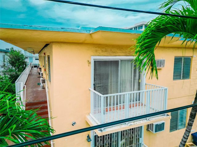 7720 Harding Ave 8, Miami Beach, FL 33141