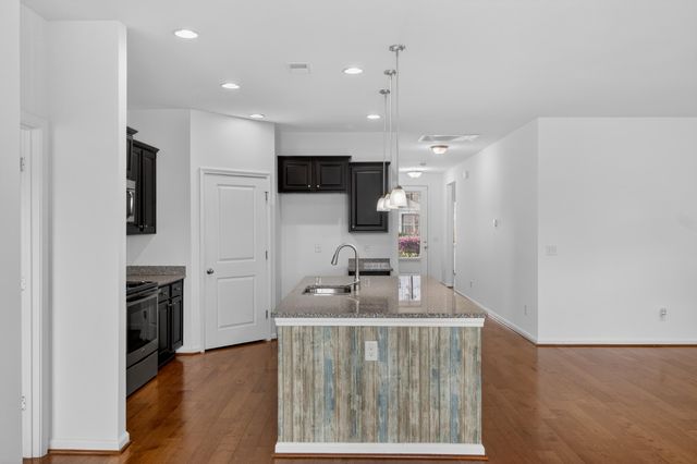 316 Knawl Road, Moncks Corner, SC 29461