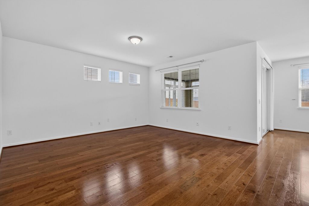 Image 10 of property listing at 316 Knawl Road, Moncks Corner, SC 29461