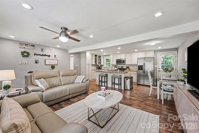 561 Primrose Lane NW, Concord, NC 28027