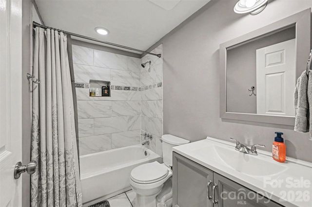 561 Primrose Lane NW, Concord, NC 28027