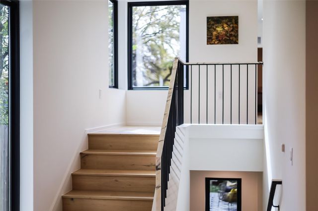 1609 W 12th ST, Austin, TX 78703