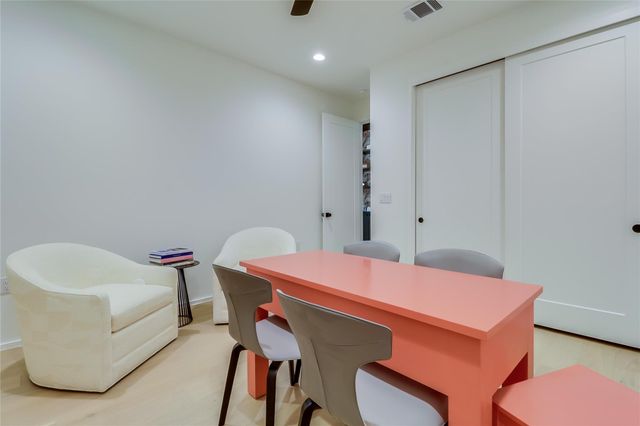 1609 W 12th ST, Austin, TX 78703