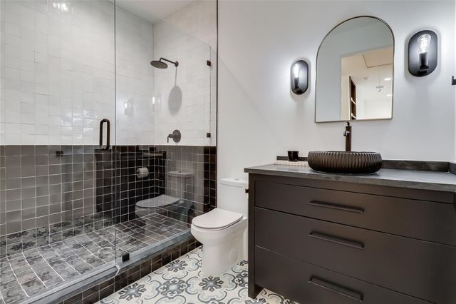 1609 W 12th ST, Austin, TX 78703