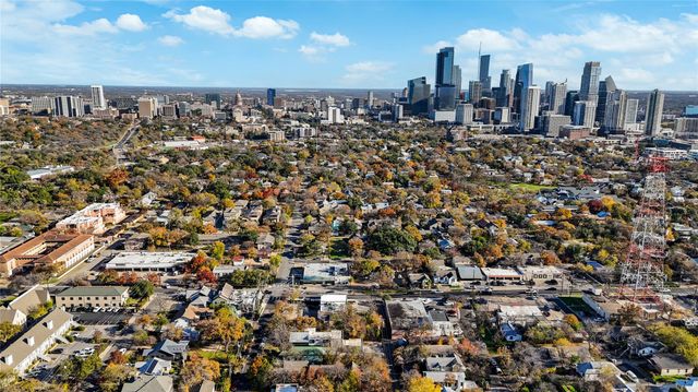 1609 W 12th ST, Austin, TX 78703