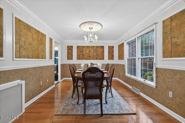 19 Carriage Lane, Brunswick, NY 12180