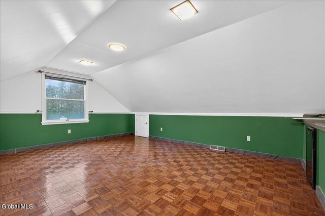 19 Carriage Lane, Brunswick, NY 12180