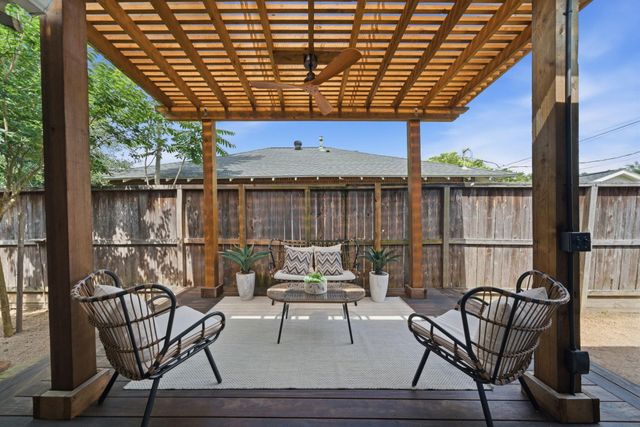 713 Wendel Street, Houston, TX 77009