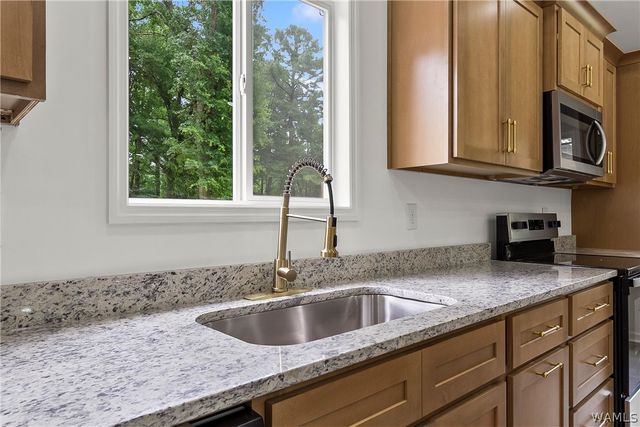 11297 Ash, Northport, AL 35475