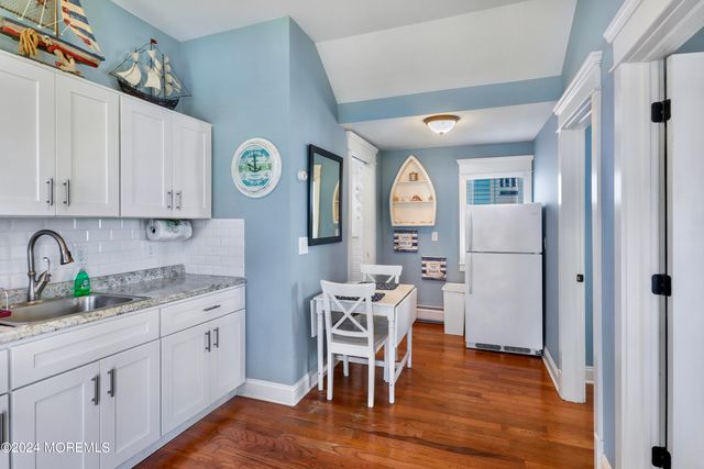 58 5th Street B, Highlands, NJ 07732