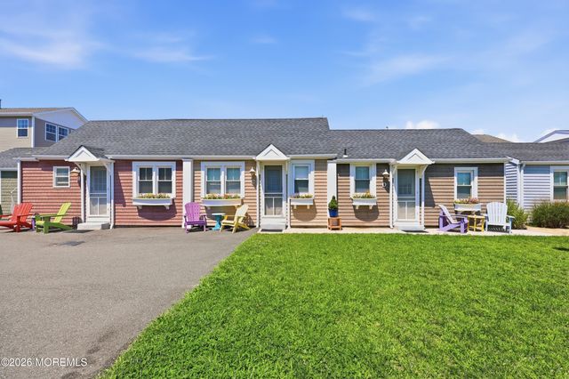 58 5th Street B, Highlands, NJ 07732