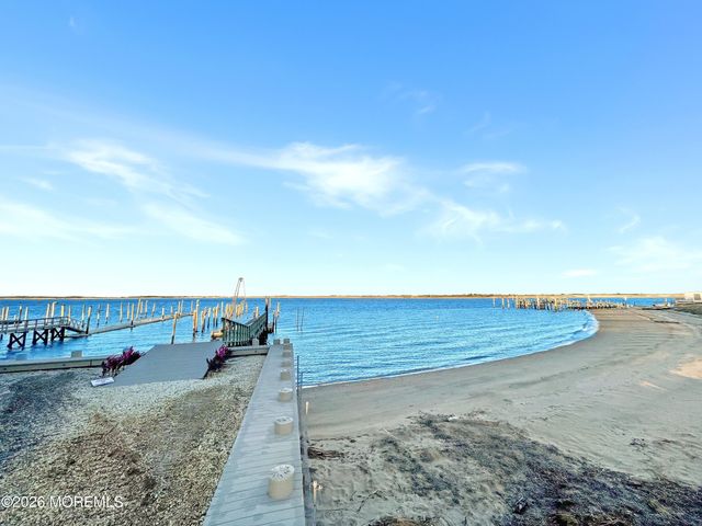 58 5th Street B, Highlands, NJ 07732