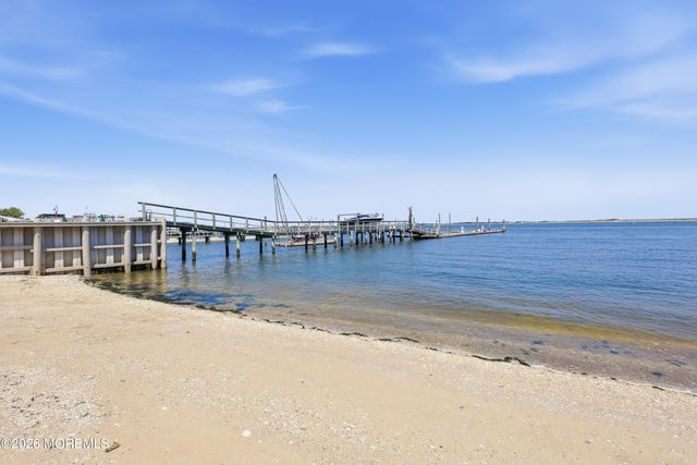 58 5th Street B, Highlands, NJ 07732