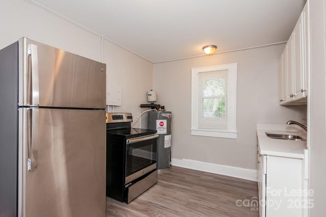 2208 Camp Greene Street, Charlotte, NC 28208