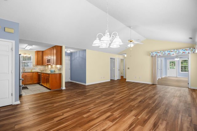1537 Gulfstream Ct., Surfside Beach, SC 29575