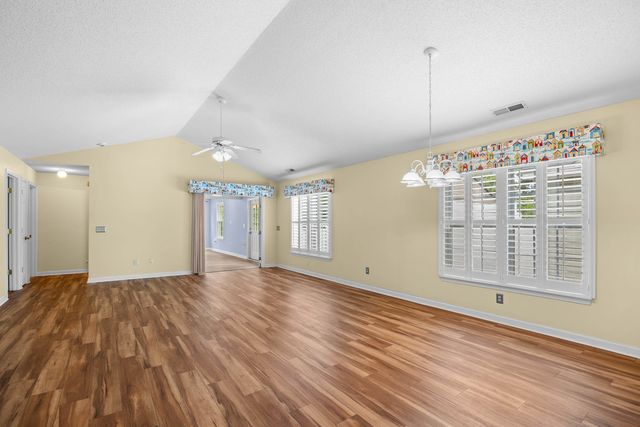 1537 Gulfstream Ct., Surfside Beach, SC 29575