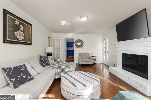 705 Springview Court, Roswell, GA 30076