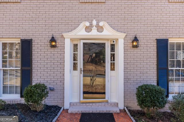 705 Springview Court, Roswell, GA 30076