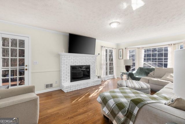 705 Springview Court, Roswell, GA 30076