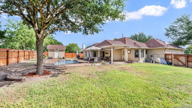 2204 Geneva, Castroville, TX 78009