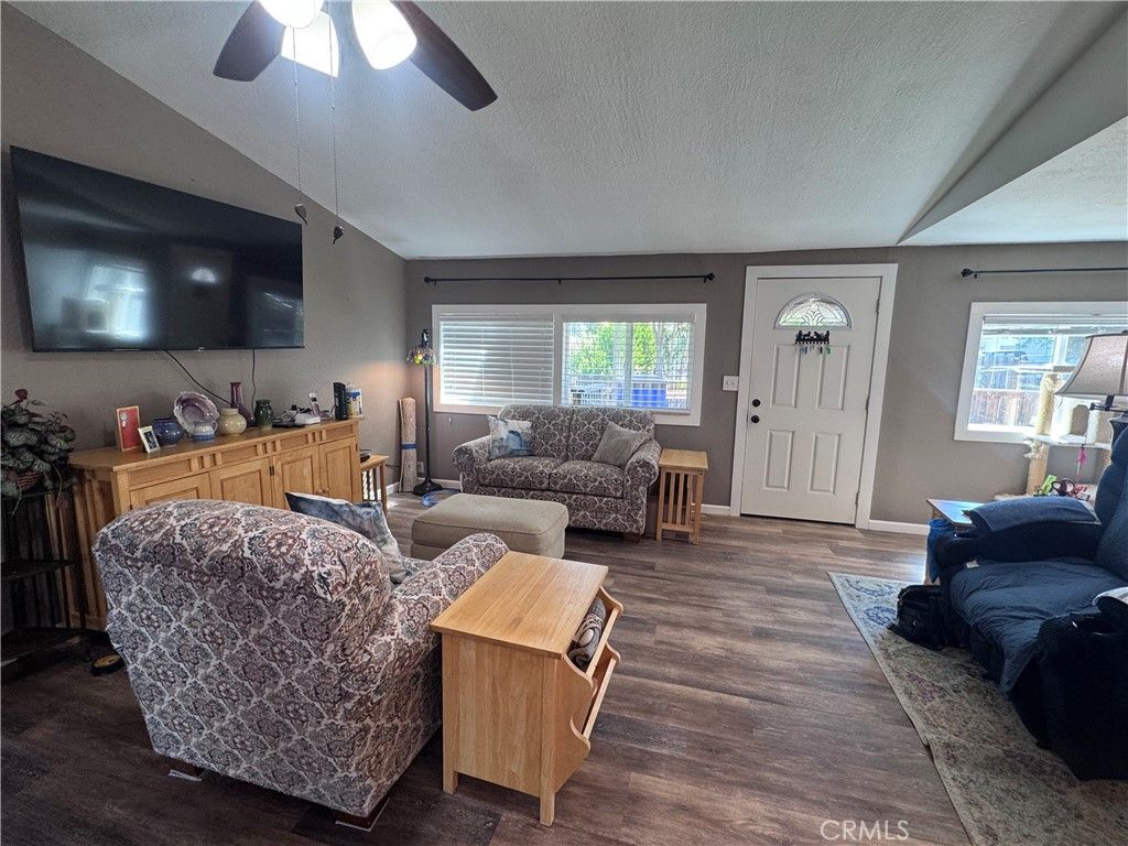 Image 5 of property listing at 3101 9th Street, Clearlake, CA 95422