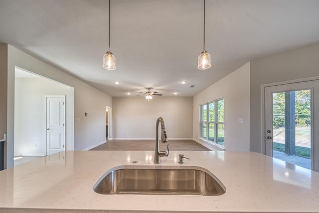 60 DRYSDALE CV, Atoka, TN 38004