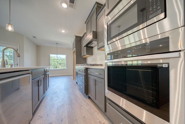 60 DRYSDALE CV, Atoka, TN 38004