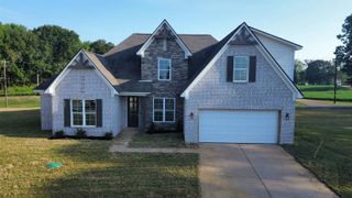 60 DRYSDALE CV, Atoka, TN 38004