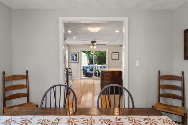 101 Orchard St, Tewksbury, MA 01876