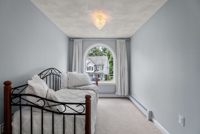 101 Orchard St, Tewksbury, MA 01876