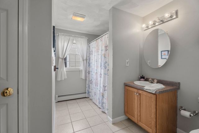 101 Orchard St, Tewksbury, MA 01876