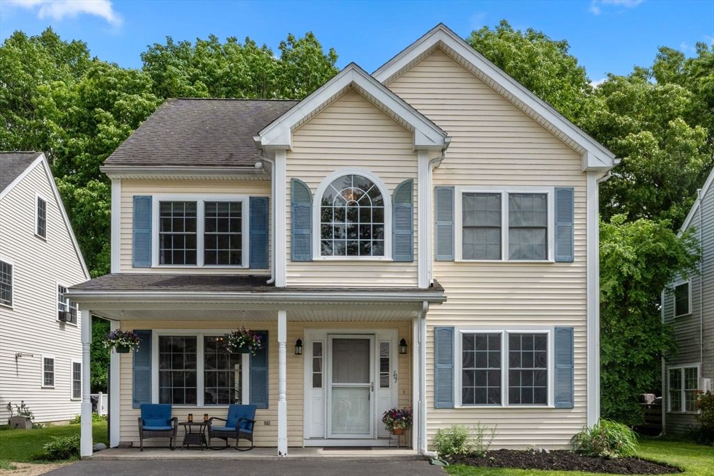 101 Orchard St, Tewksbury, MA 01876