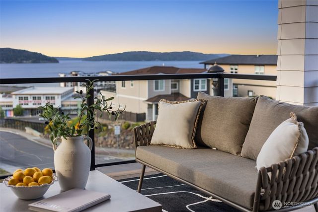 5301 N Commercial Street, Ruston, WA 98407