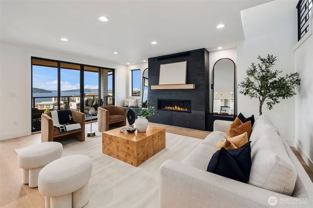 5301 N Commercial Street, Ruston, WA 98407