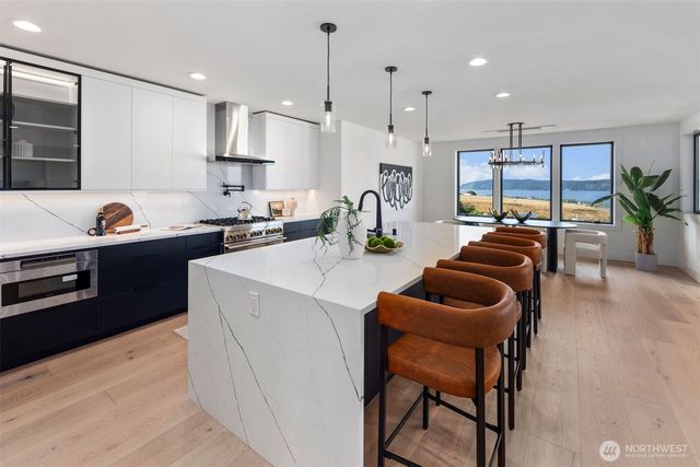 5301 N Commercial Street, Ruston, WA 98407