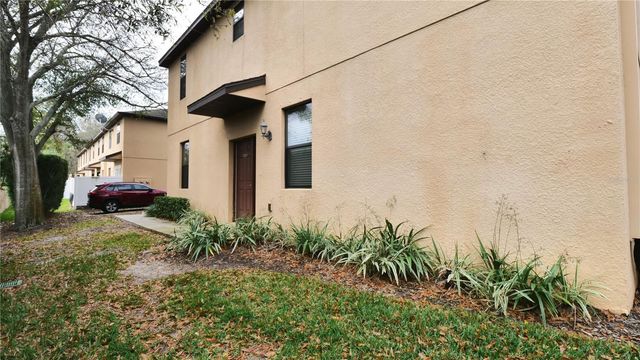 10235 VILLA PALAZZO COURT, Tampa, FL 33615