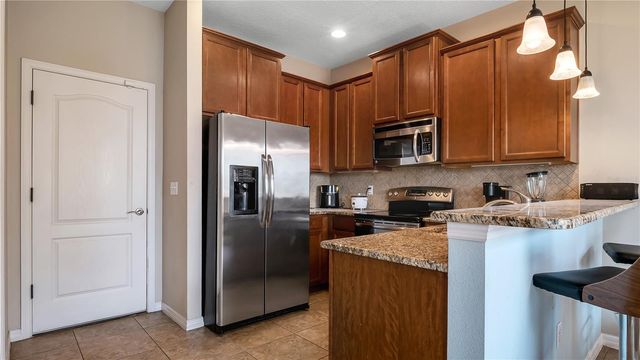 10235 VILLA PALAZZO COURT, Tampa, FL 33615