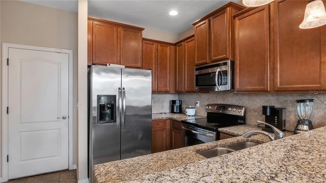 10235 VILLA PALAZZO COURT, Tampa, FL 33615