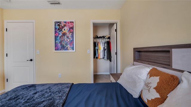 10235 VILLA PALAZZO COURT, Tampa, FL 33615