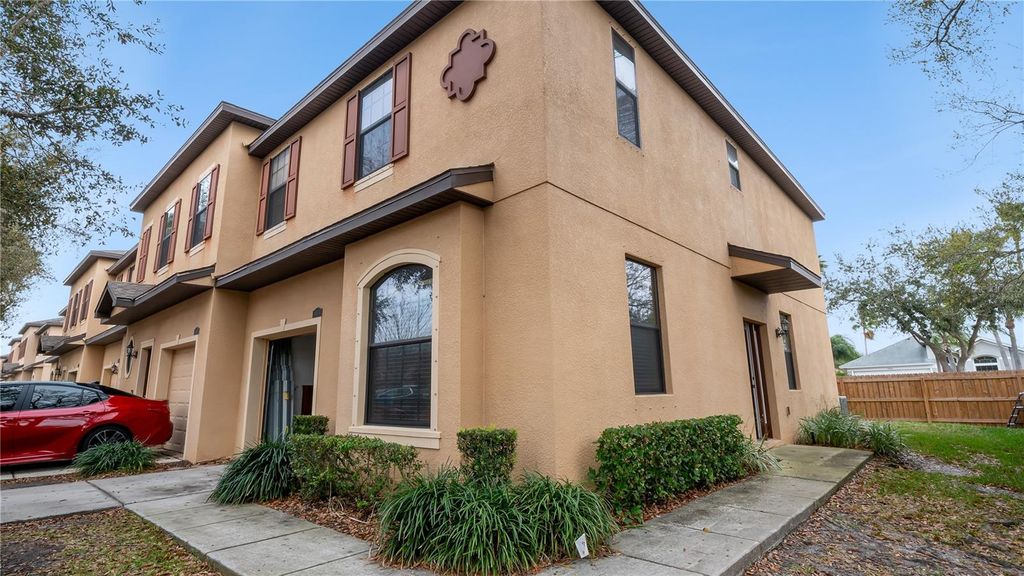 10235 VILLA PALAZZO COURT, Tampa, FL 33615