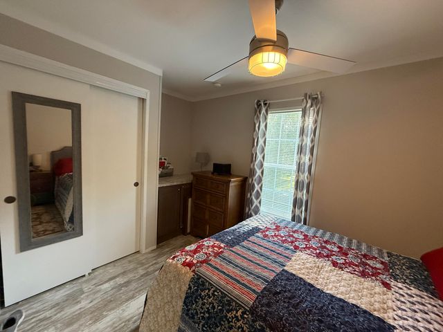 397 Phillips Drive, Freeport, FL 32439