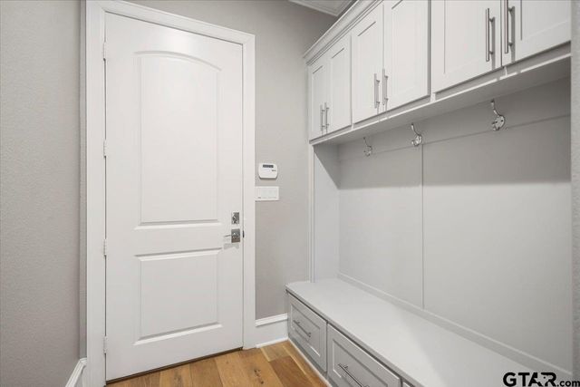 5502 NATHAN DR, Chandler, TX 75758